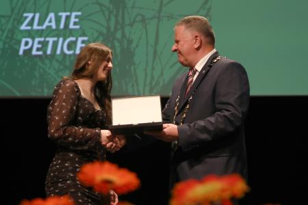 ZLATE PETICE 63 FOTO LJUBO VUKELIČ